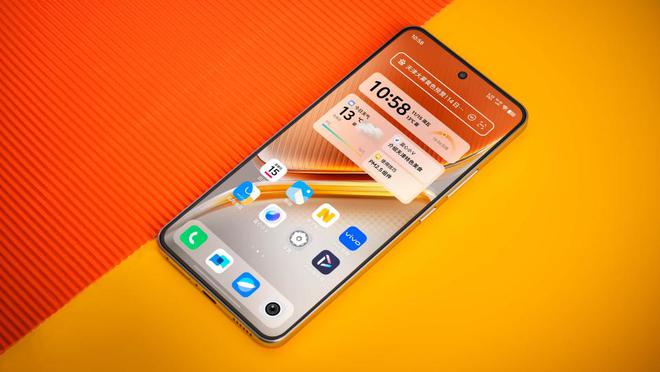 iQOO Neo10s关键规格被确认：2K屏幕+肩键设计保持价格！(图2)